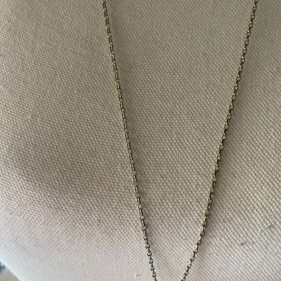 NWT Mariana Pink White Cushion Cut Crystal Pendant Necklace Silver Tone whimsy - Picture 4 of 8